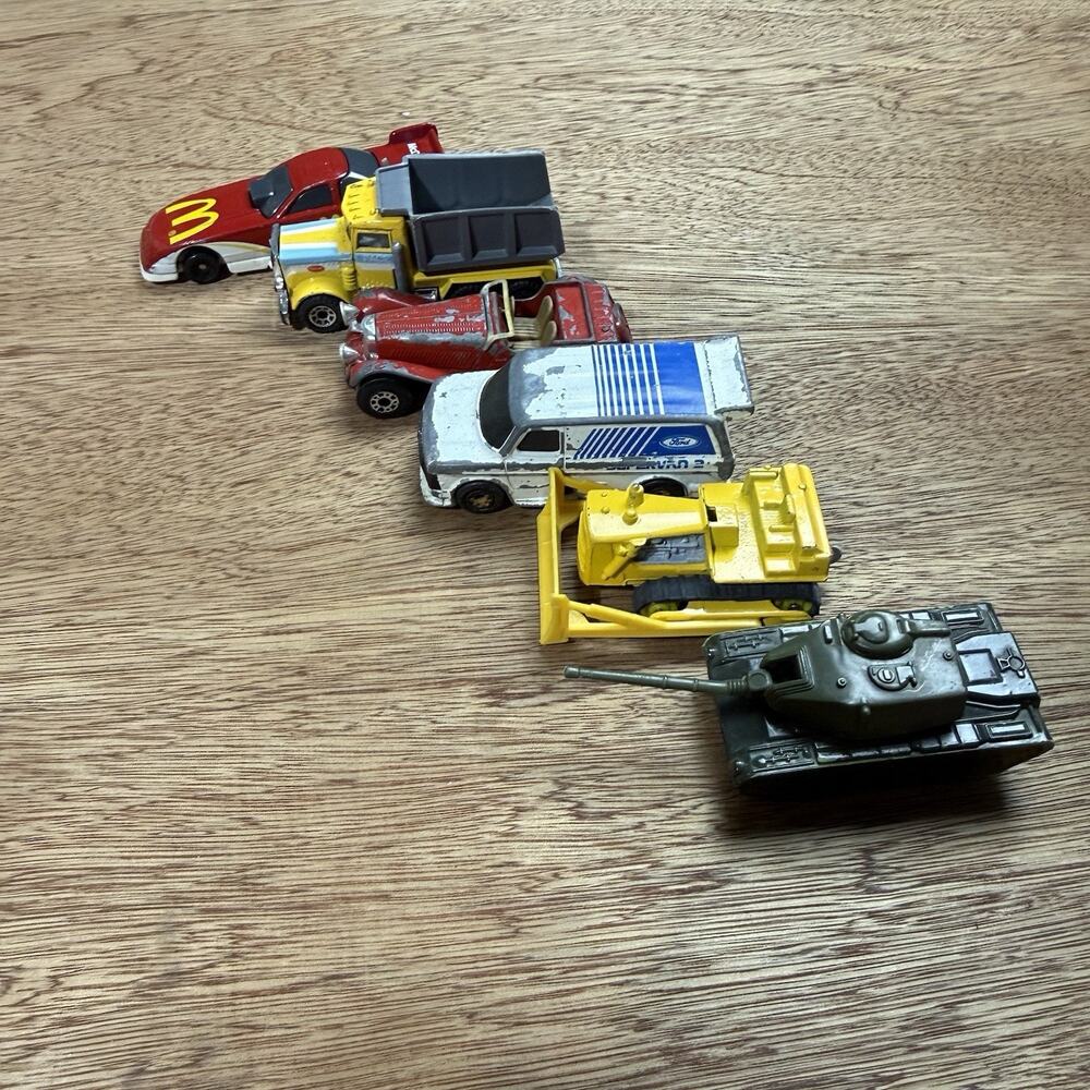 Vtg Lot 6 diecast vehicles Matchbox Hot Wheels 70s 80s Army Tank Bulldozer Cars